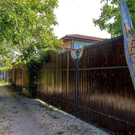 Hotel Neata Vama Veche Exterior foto