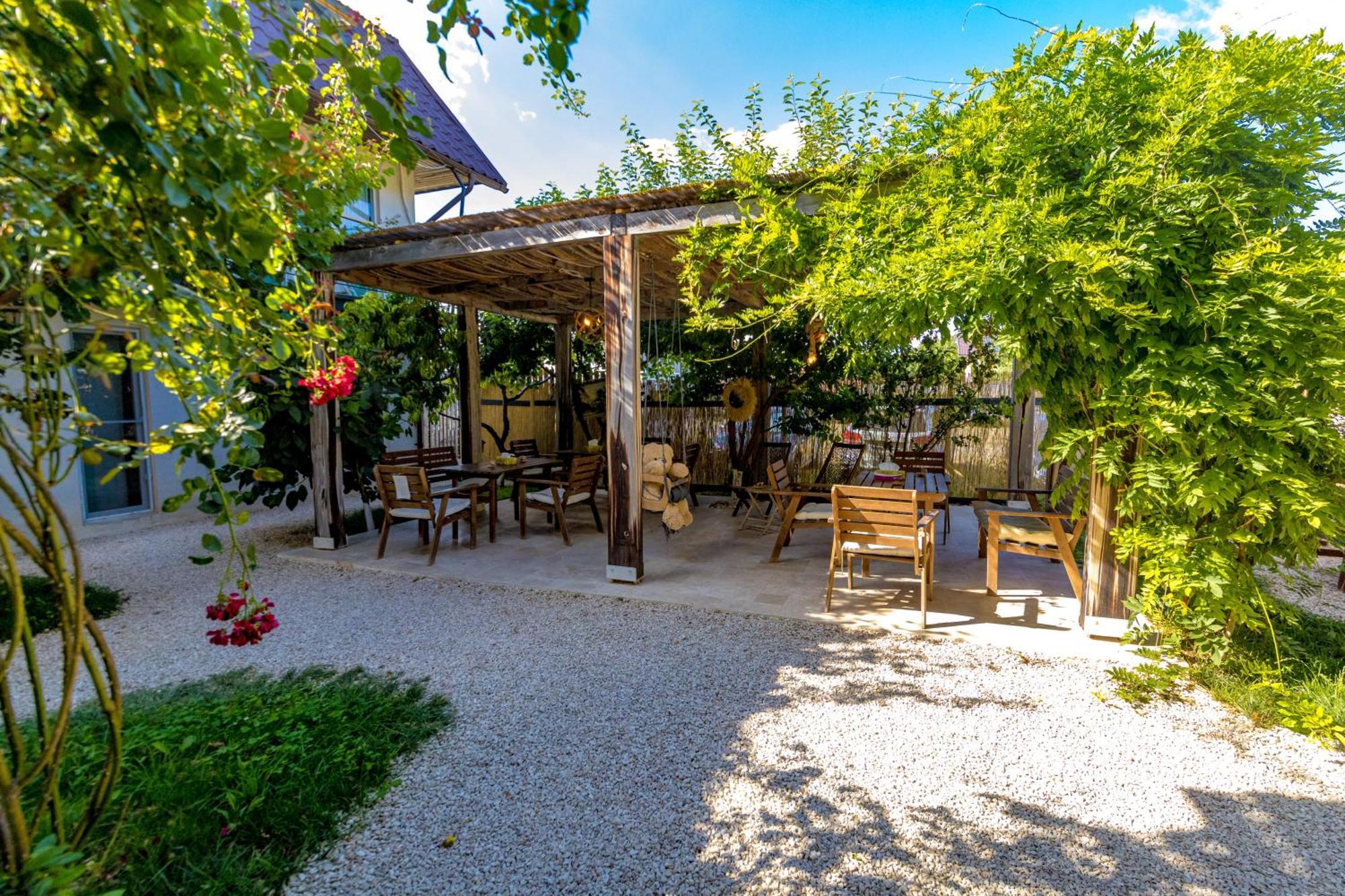 Hotel Neata Vama Veche Exterior foto