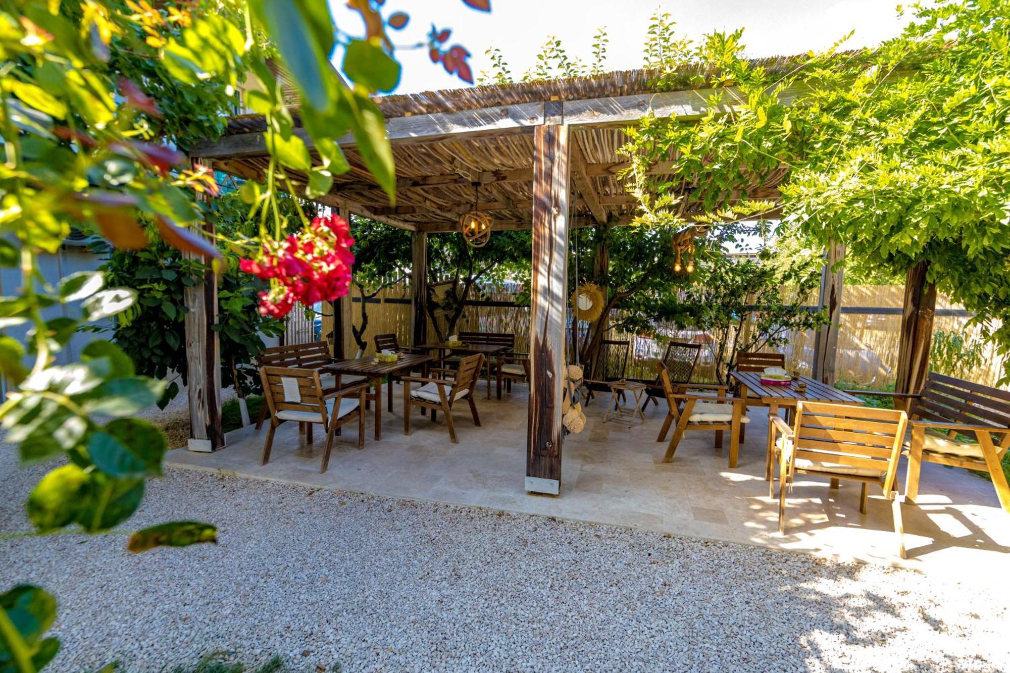 Hotel Neata Vama Veche Exterior foto